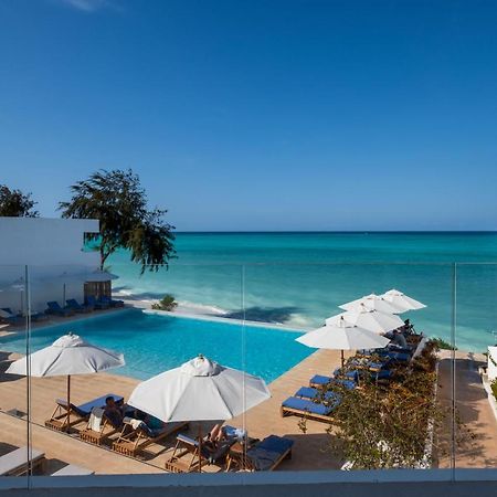 Hotel Nungwi Dreams By Mantis Esterno foto View of the beach at the hotel