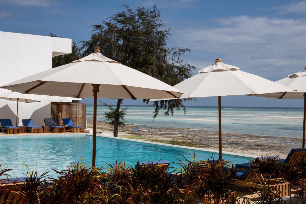 Hotel Nungwi Dreams By Mantis Esterno foto View of the Indian Ocean from the pool at the Majorelle Resort