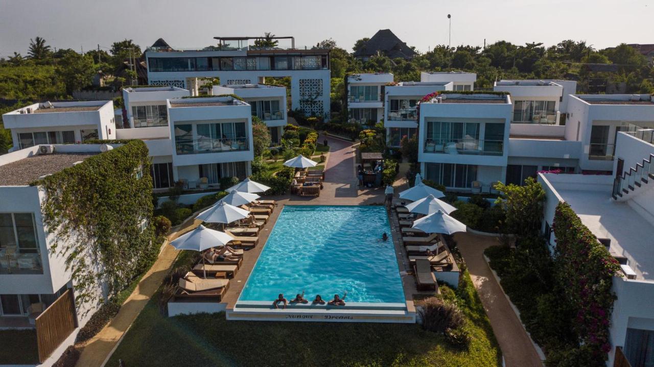 Hotel Nungwi Dreams By Mantis Esterno foto The swimming pool at the hotel