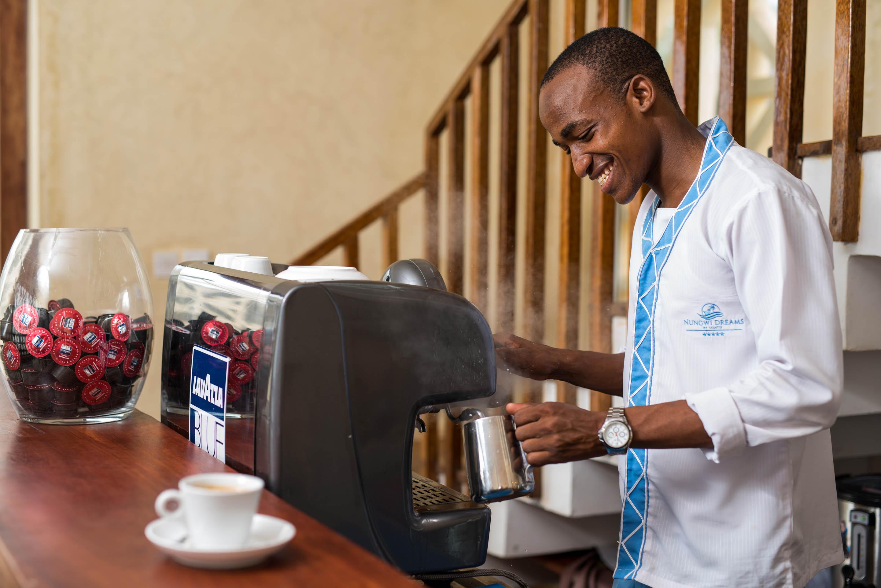 Hotel Nungwi Dreams By Mantis Esterno foto A barista in Nairobi, Kenya